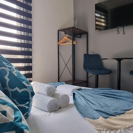 Modern 1Bedroom Studio In London Center Exterior photo